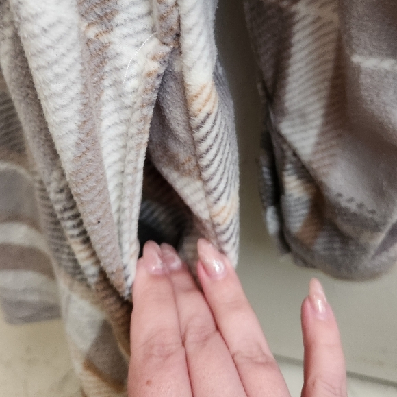 Maurices- Neutral Plaid Shacket - Picture 5 of 7